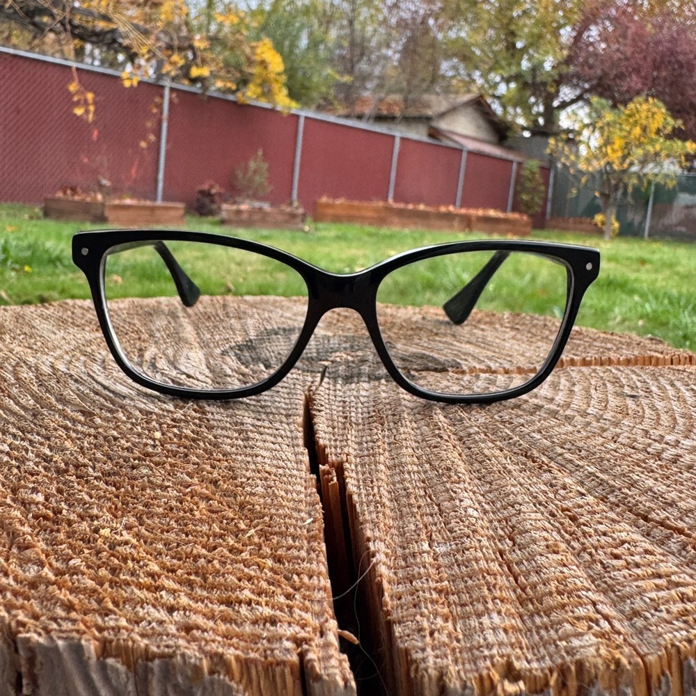 Stylish Black Cat-Eye Glasses